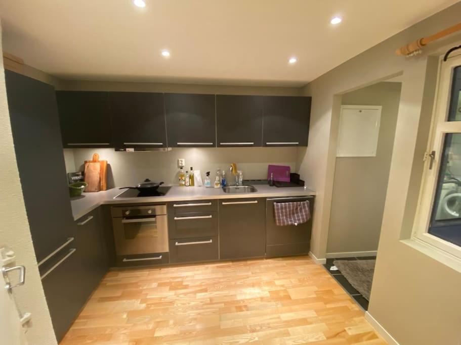 Apartament Koslig Leilighet I Bergens Smoroye Zewnętrze zdjęcie